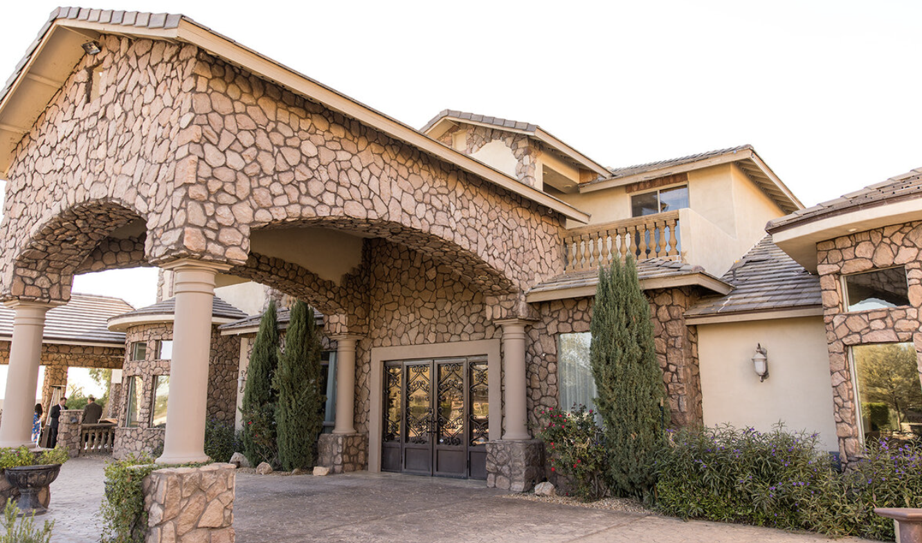 Superstition Manor